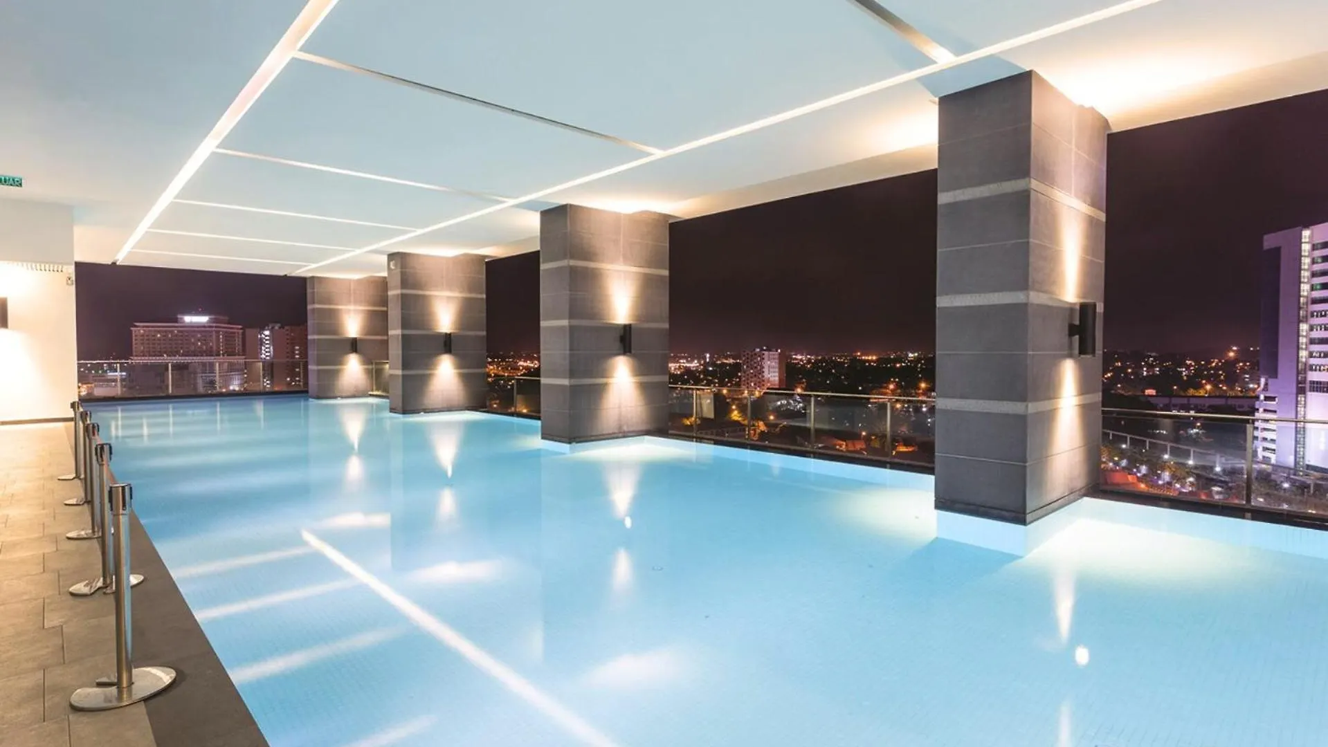 The Shore L Exclusive Private Garden L Luxury Suite L 4-9 Pax L Melaka River View L Direct Mall L Jonker Street By Jay Stay Management 0*, Malacca