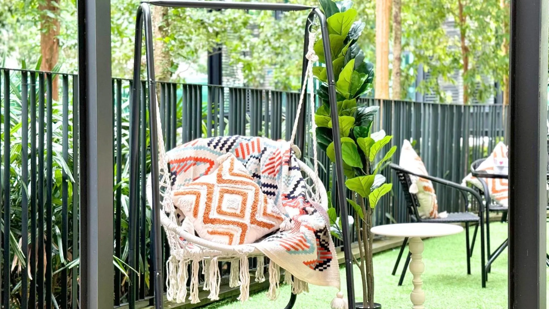 The Shore L Exclusive Private Garden L Luxury Suite L 4-9 Pax L Melaka River View L Direct Mall L Jonker Street By Jay Stay Management Malacca