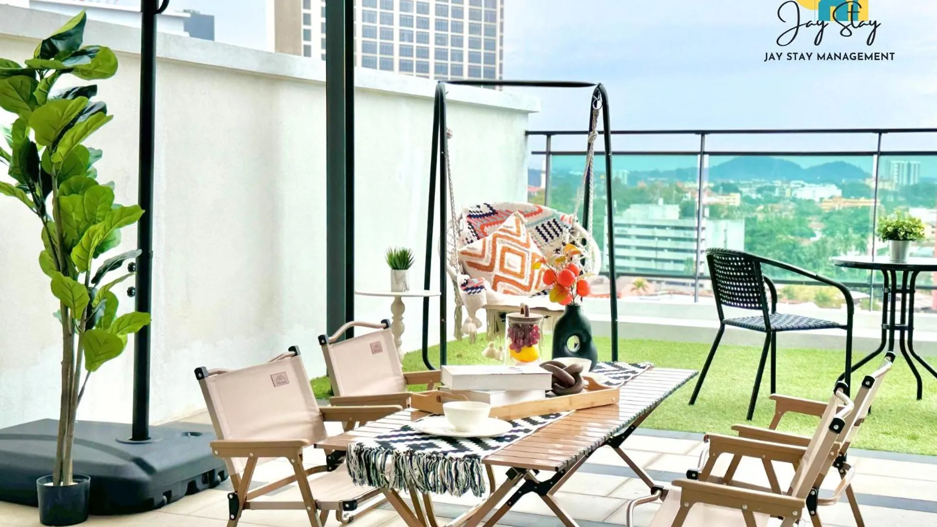 Apartment The Shore L Exclusive Private Garden L Luxury Suite L 4-9 Pax L Melaka River View L Direct Mall L Jonker Street By Jay Stay Management Malaysia