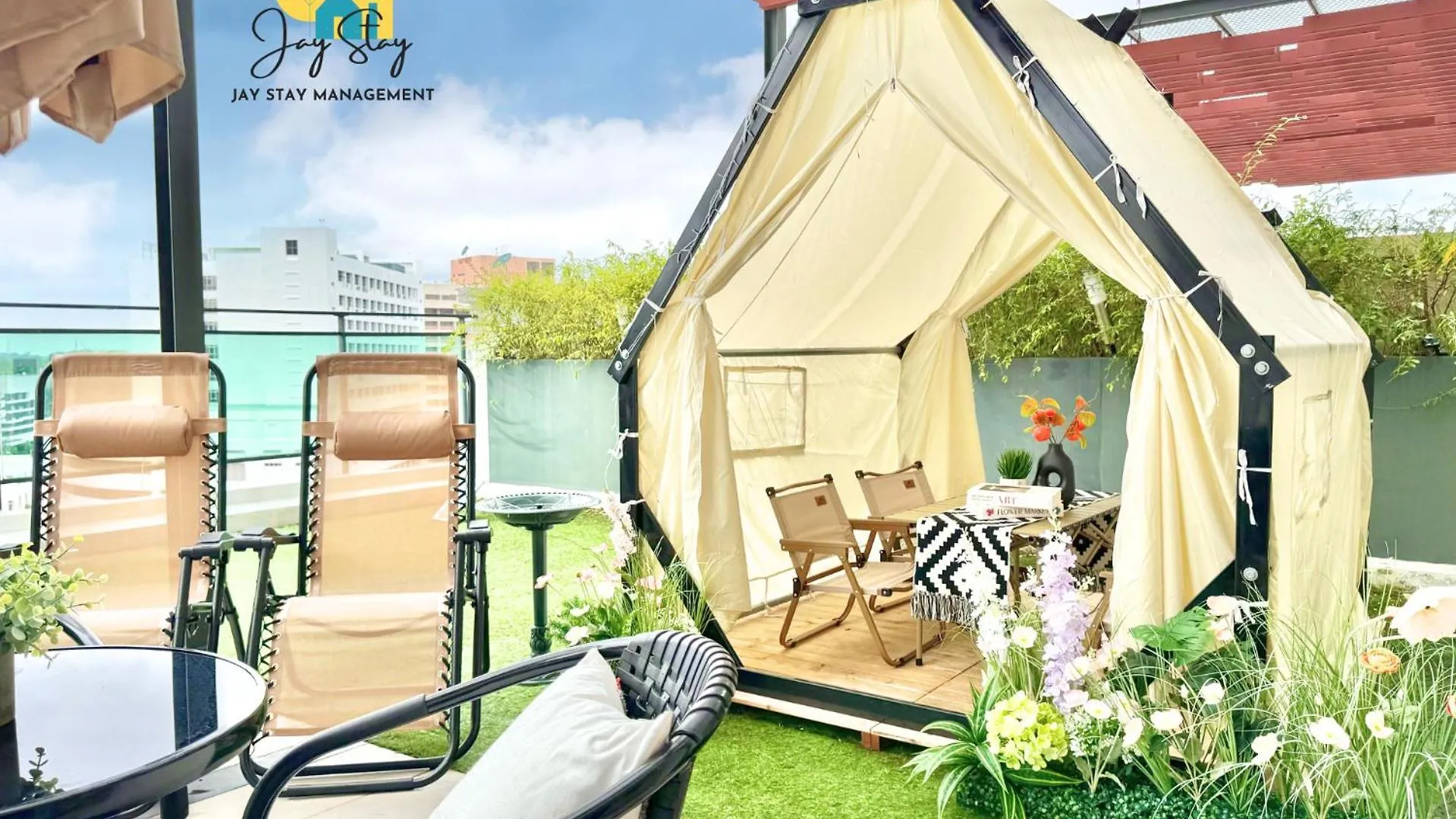 The Shore L Exclusive Private Garden L Luxury Suite L 4-9 Pax L Melaka River View L Direct Mall L Jonker Street By Jay Stay Management Malacca