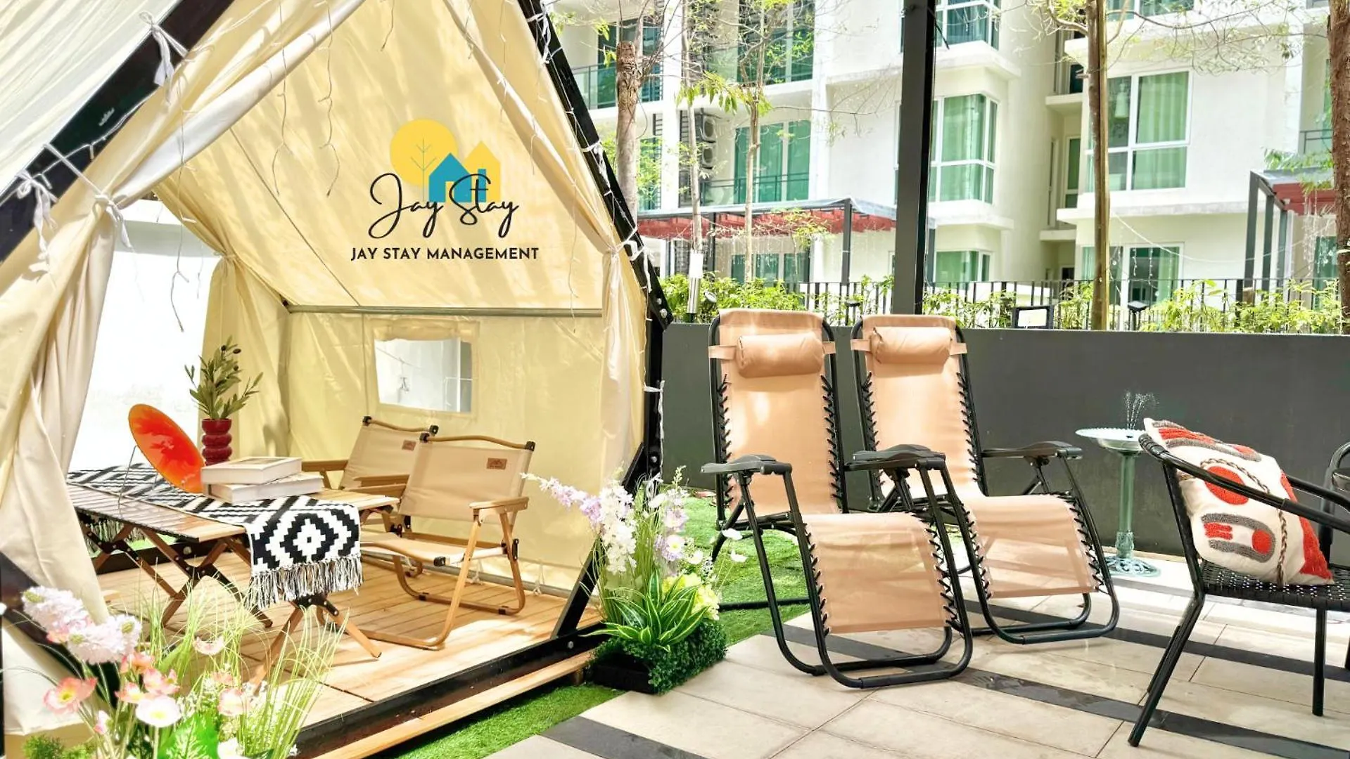Apartment The Shore L Exclusive Private Garden L Luxury Suite L 4-9 Pax L Melaka River View L Direct Mall L Jonker Street By Jay Stay Management